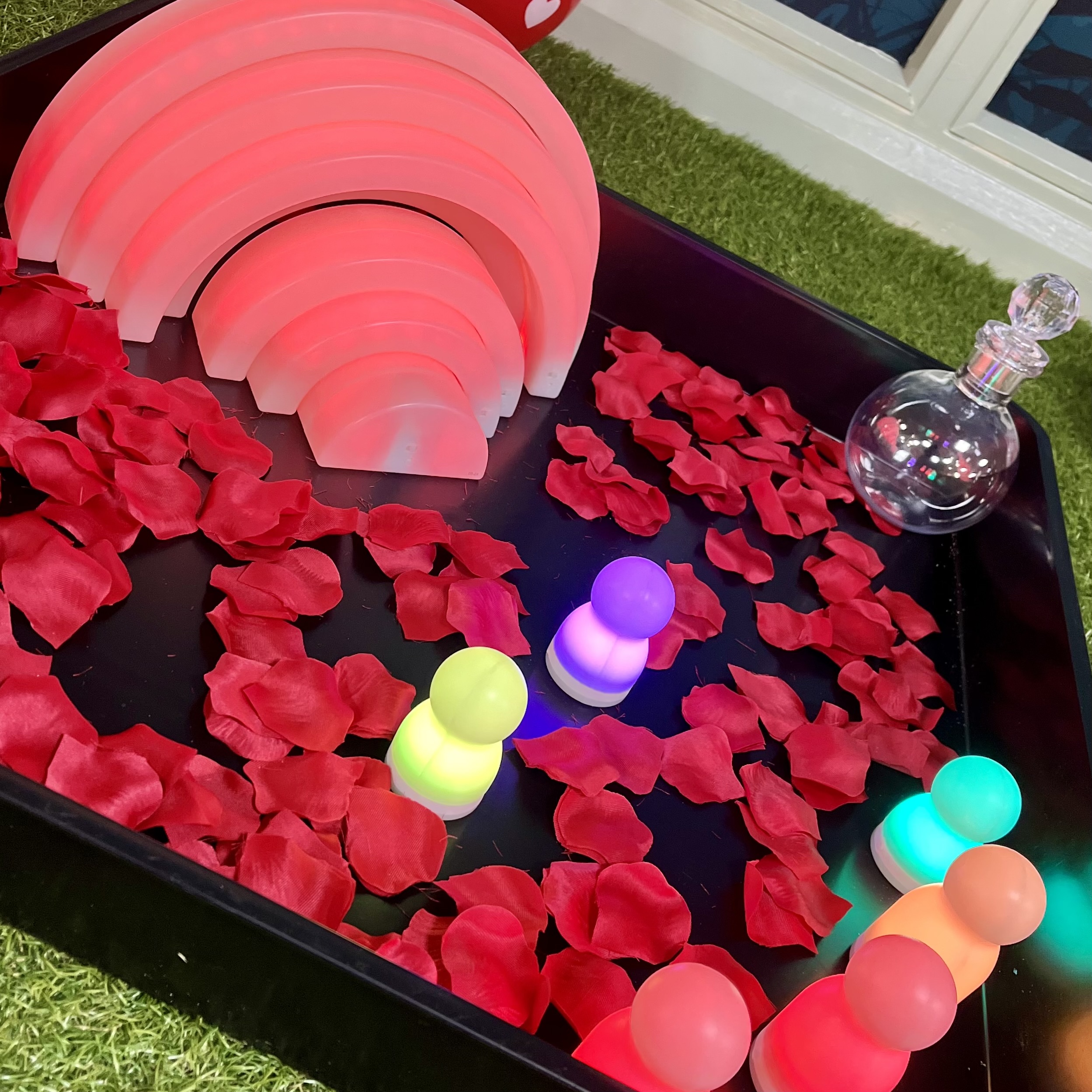 TTS Glow Arch Sensory Activities